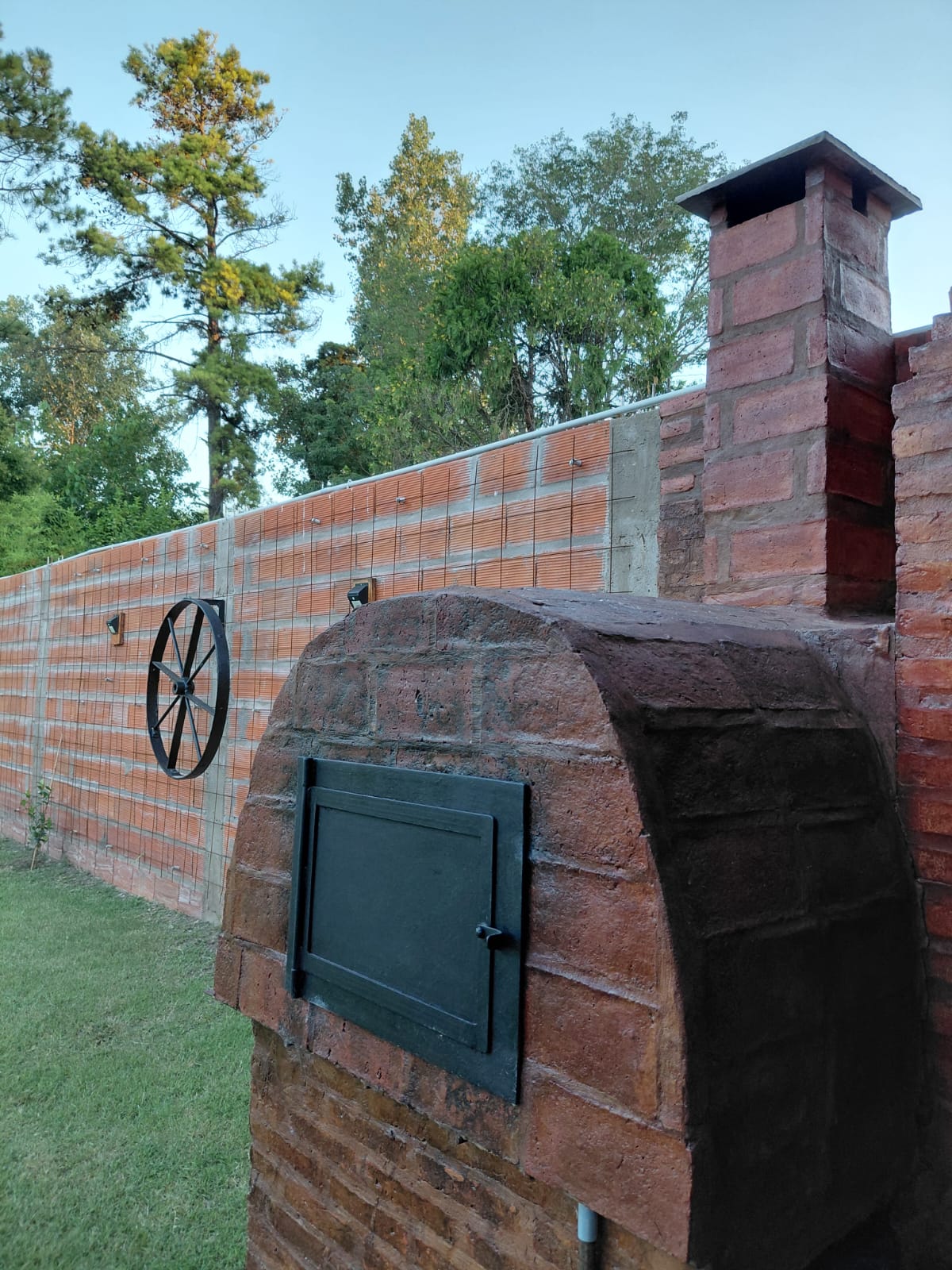 Quincho con horno y parrilla